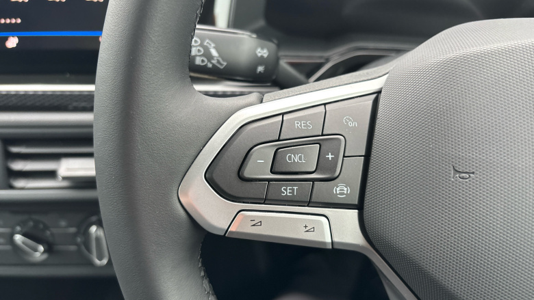 Volkswagen Polo 1.0 Life 5dr Petrol Hatchback